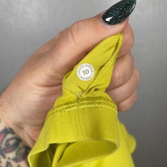 Lululemon Women 10 Yellow Serpentin Align Tank Top Built in Bra Stretch Nulu - Picture 8 of 8